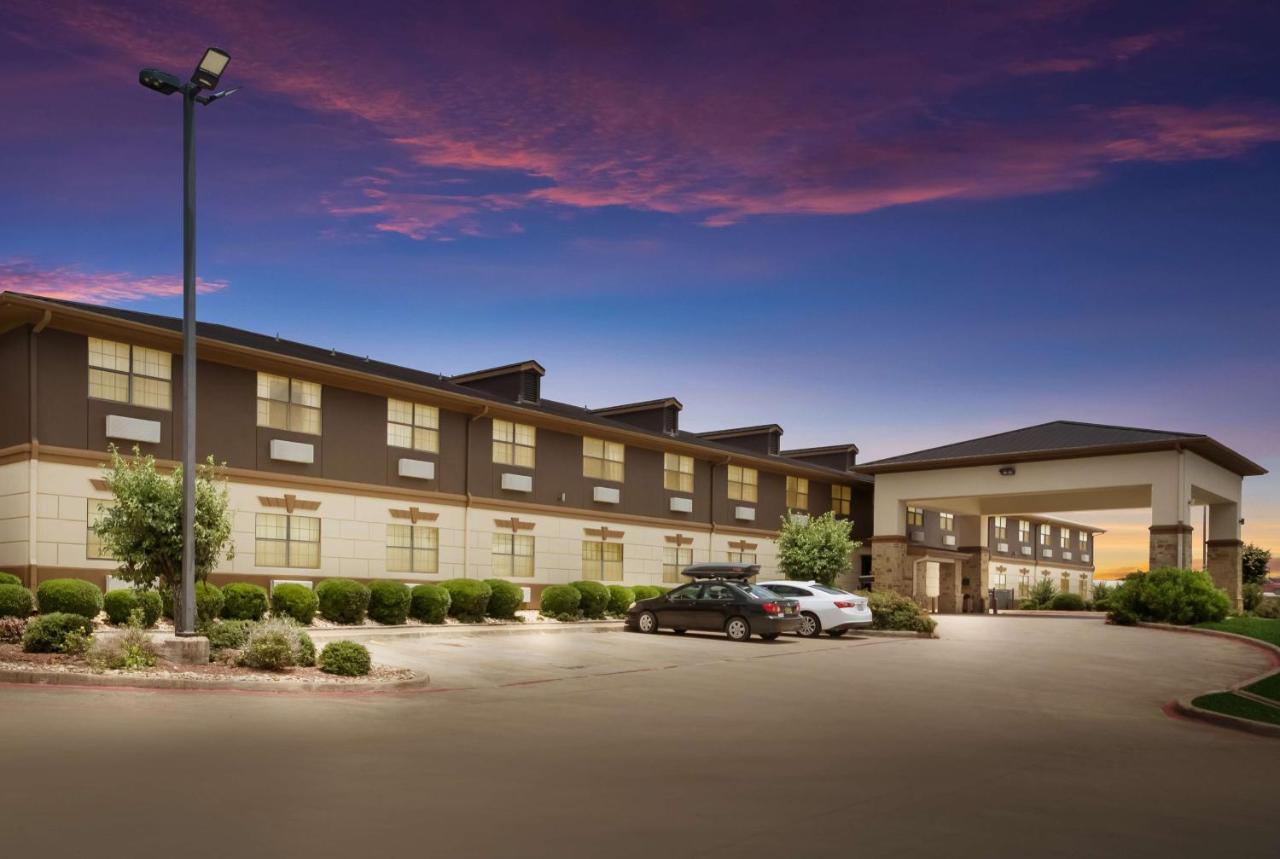 Best Western Temple Inn & Suites Buitenkant foto